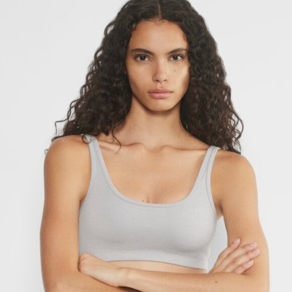 TNA Ribbed Sports Bra XS Cream Stretch Lounge Bralette Yoga Top - Picture 2 of 8